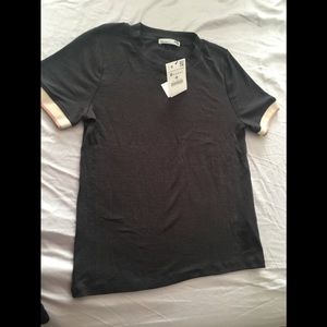 NWT Zara grey T-shirt in medium size